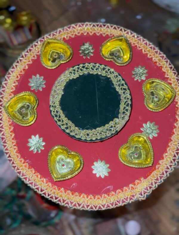 Mehndi Thaal Red Round Shape Red Gota